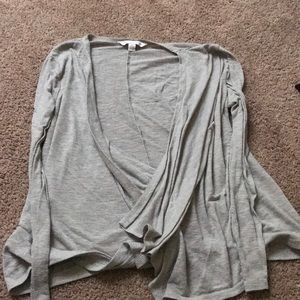 Gray long sleeve blazer